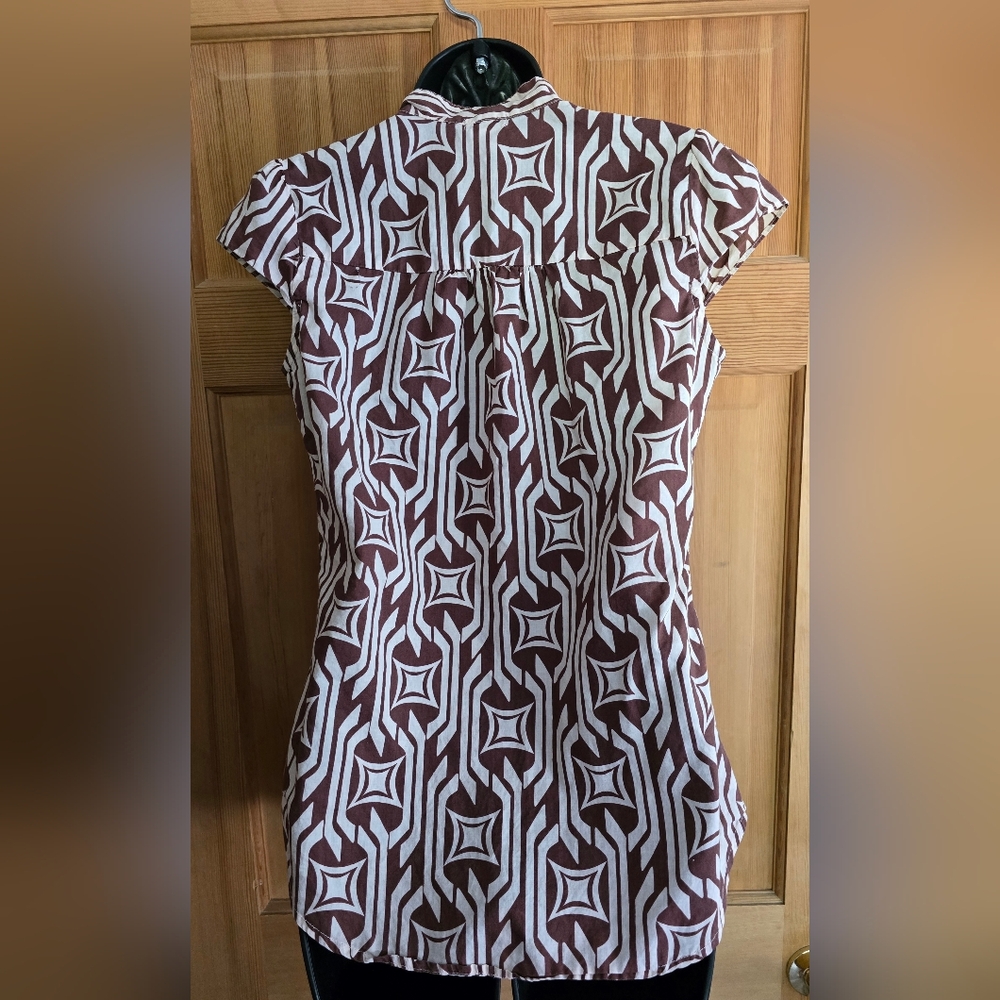 dELiA*s Y2K Graphic Brown and White Cap Sleeve Blouse - Picture 6 of 7